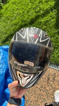 Silniční helma vel. M