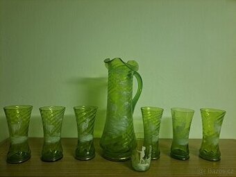 Velký džbán a skleničky