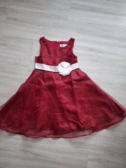 Červené šaty