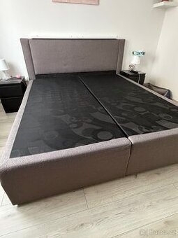 Manželská postel 180x200cm