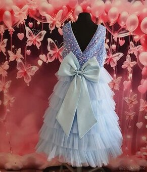 Slavnostní šaty s flitry