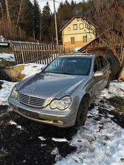 Mercedes Benz C200 w203 kompresor REZERVACE