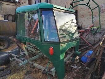 Kabina Zetor Super