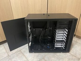 Case/Skrin Fractal Design Define R5