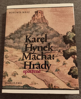 Různé starší knihy od historie až po básně