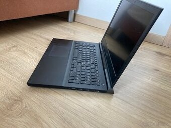 Dell inspiron 15 - 7000