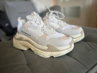 Balenciaga Triple S - 1