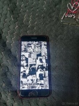 iPhone SE 64GB - 1
