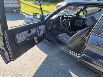 Prodám interier bmw e30