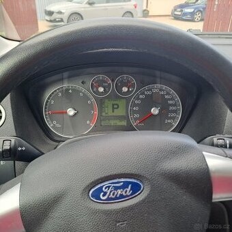 Prodám FORD FOCUS combi 2.0 AUTOMAT