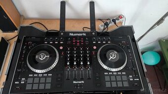 Numark NS7II - 1