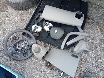 RENAULT TRAFIC 3 AIRBAGY SADA VČ. PYROPASŮ A JEDNOTKY OK