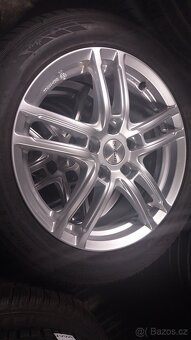 Prodám alu kola na vozy ŠKODA, VW pneu 215/55/17
