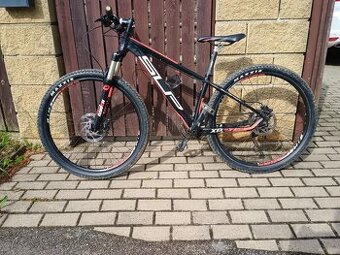 Prodám kolo Superior XP 27,5 velikost rámu XS