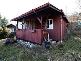 Prodej krajní zahrádky s chatkou v Sušici
