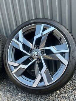 Original ALU kola R19 Škoda vč pneu Bridgestone