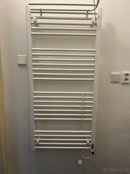 Koupelnový radiátor Korado KLC elektrický bílý