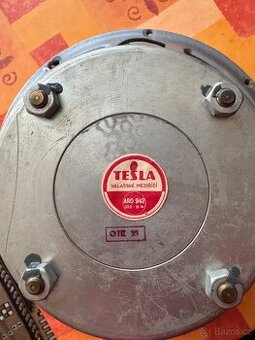 Tesla ARO 942 30 ohm - 15W - 1