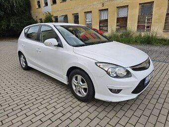Hyundai I30 1,6 Crdi, 85 kW, rok 2011