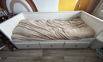 IKEA HEMNES postel