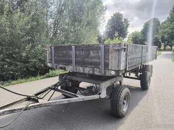 Traktorový třístranný vlek 5t