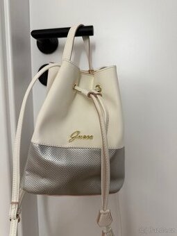 Kabelka GUESS
