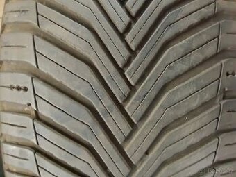 225/40 R19 MICHELIN (5mm) č.15898/g