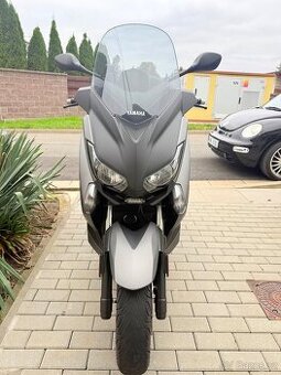 Yamaha X MAX 125