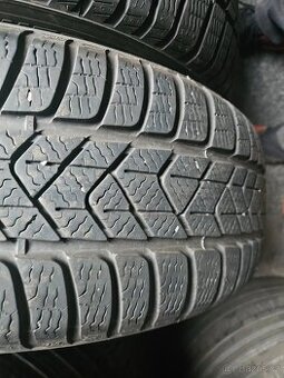 205/55R17 91H Winter Sottozero 3 MO PIRELLI