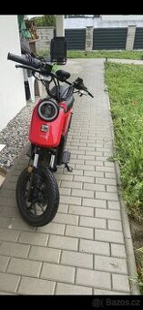 elelektrický skútr E-MOPED elektro motorka NIU Sport