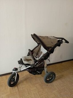 Sportovní kočárek zn.TFK - 1