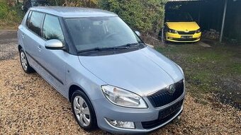 ŠKODA FÁBIA 1.2 TSI, SERVISNÍ KNIHA.