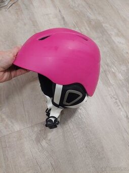 Dětská lyžařská helma