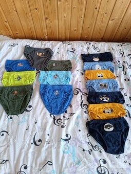 Chlapecké slipy vel. 122/128