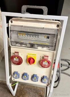 Prodám stavební rozvaděč Famatel