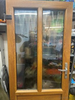 Použité vchodové dveře zlaty dub