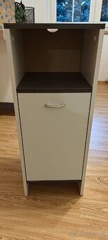 Koupelnová boční skříňka + Koupelnová skříňka pod umyvadlo