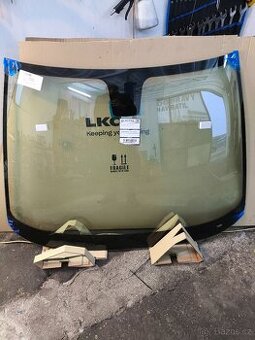 Peugeot 206 čelní okno nové