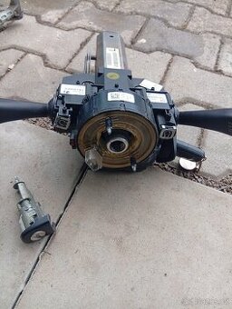 Prodám komplet tyč rizeni na škoda Octavia 2, kroužek, zámek