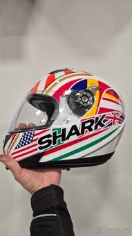 Helma Shark Johann Zarco v krásném stavu