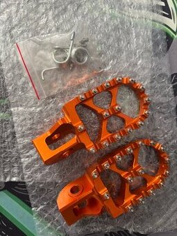 CNC stupačky pro KTM