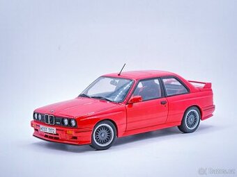 BMW E30 M3 1:18 Autoart  [ poškozen ]