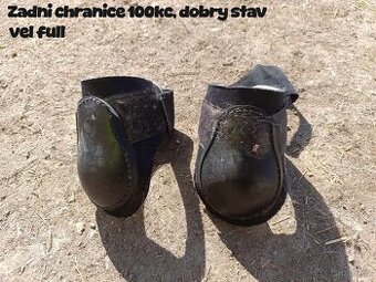 Zadní chřániče na koně