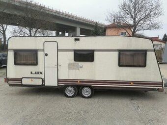 Karavan Burstner, Koupelna , Topení