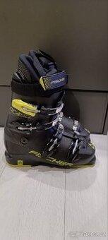 Lyžařské boty Fischer RC4 245