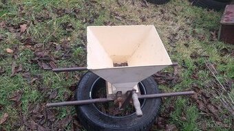 drtič na ovoce ruční