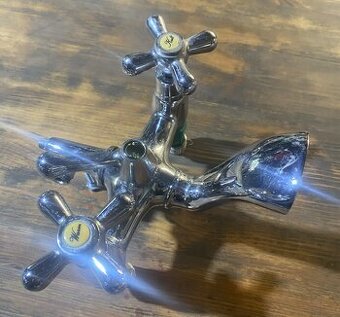 Retro vodovodní baterie – chrom, dvouventilová