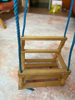 Prodám dřevěnou houpačku