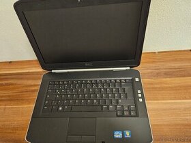 Notebook DELL P16G