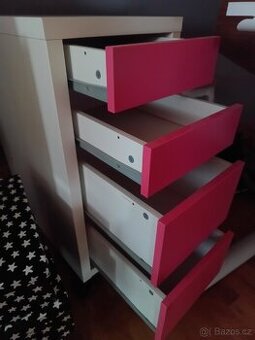 Pracovní polohovatelný dětský psací stůl